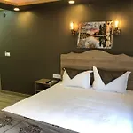 Hotel Golden Sail Old 2*