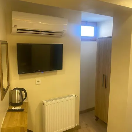 Hotel Golden Sail Old 2*