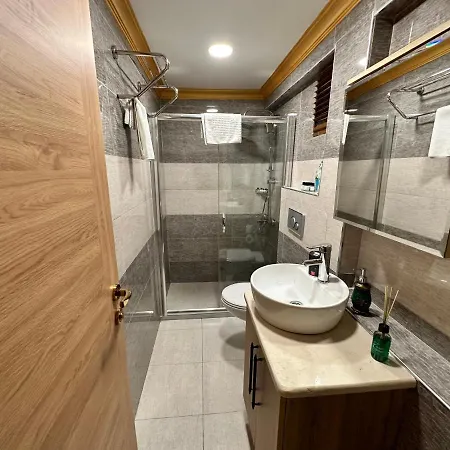 Golden Sail Old Istambul