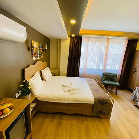 Hotel Golden Sail Old