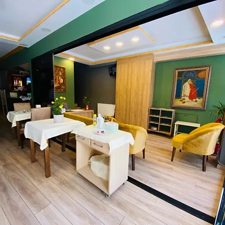 Golden Sail Old Hotel